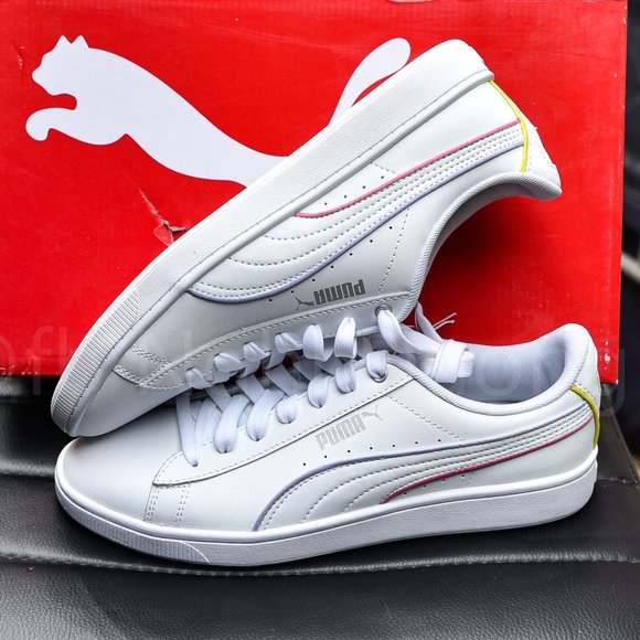 Shoes - PUMA Women's Vikky 2 Sneaker